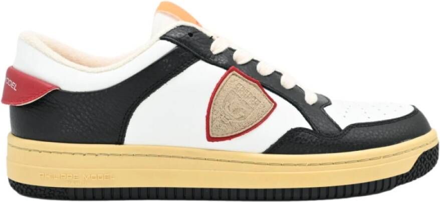 Philippe Model Lyon Low Sneakers in Wit Zwart Rood Multicolor Heren