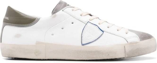 Philippe Model Sneakers met Distressed Effect en Suède Panelen White Heren