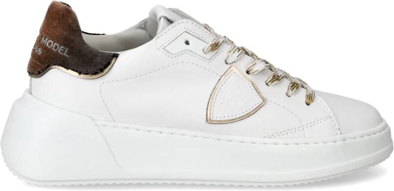 Philippe Model Witte Leren Sneaker met Vintage Velvet Detail White Dames