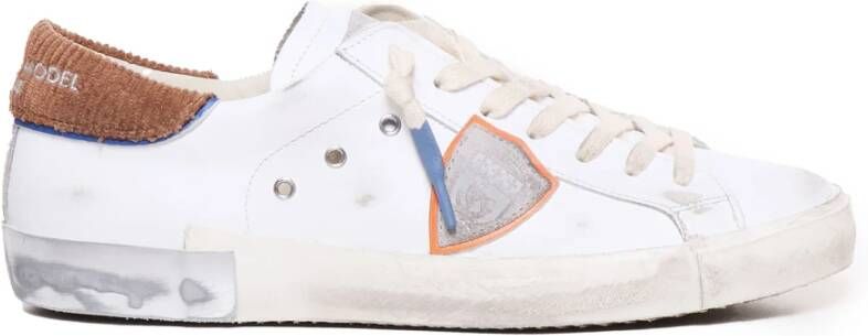 Philippe Model Witte Kalfsleren Lage Sneakers met Metalen Details White Heren