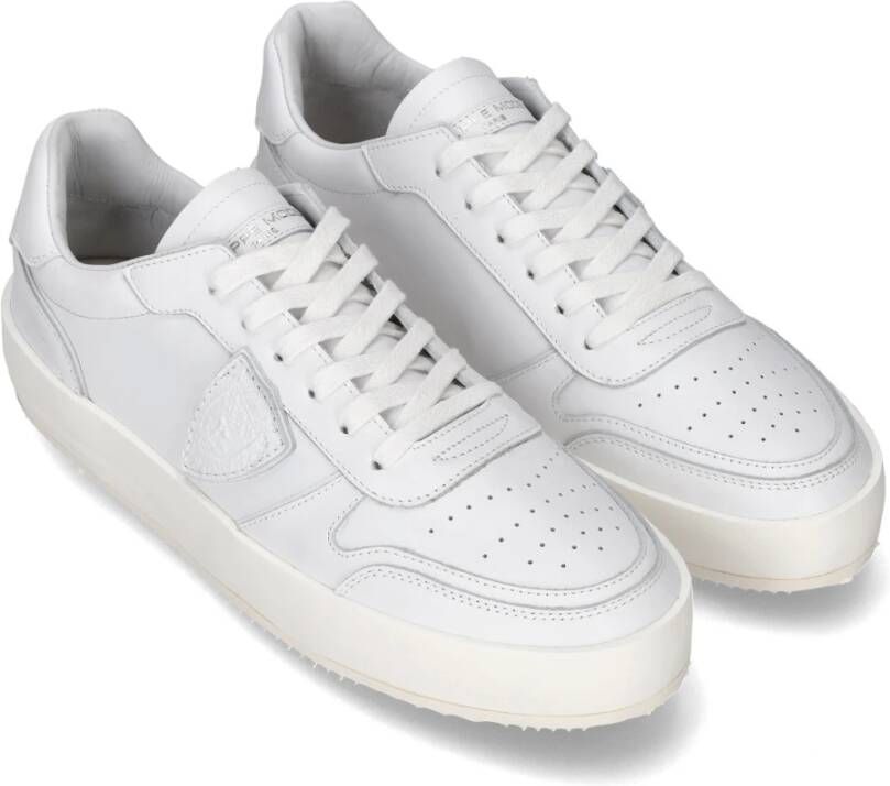 Philippe Model Witte platte schoenen Urban Sneaker Minimalistisch ontwerp White