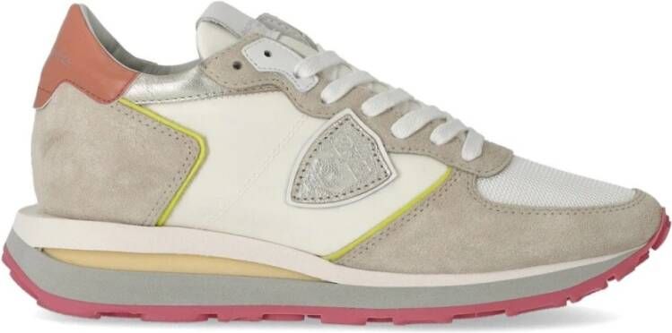 Philippe Model Witte Sneaker met Metalen Schild Multicolor Dames