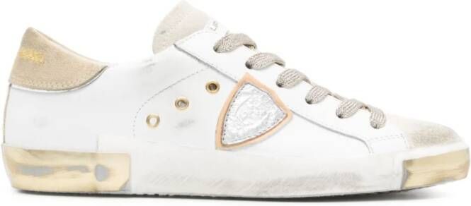 Philippe Model Witte Veterschoenen met Distressed Finish White Dames