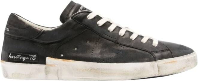 Philippe Model Zwarte Sneakers Distressed Finish Geperforeerde Details Black Heren