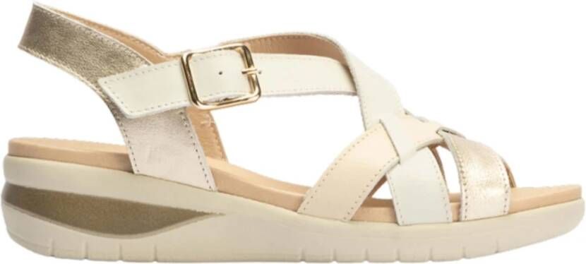 Pitillos Platte Sandalen Beige Dames