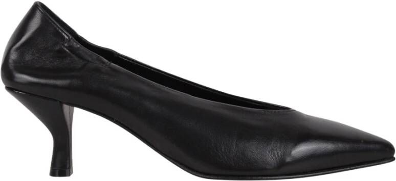 Pomme D'or Zwarte puntige pumps Black Dames