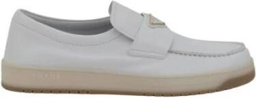 Prada Iconische leren loafers met driehoekige plaque White Heren