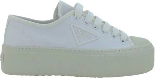 Prada Stijlvolle Sneakers met Plateauzool White Dames