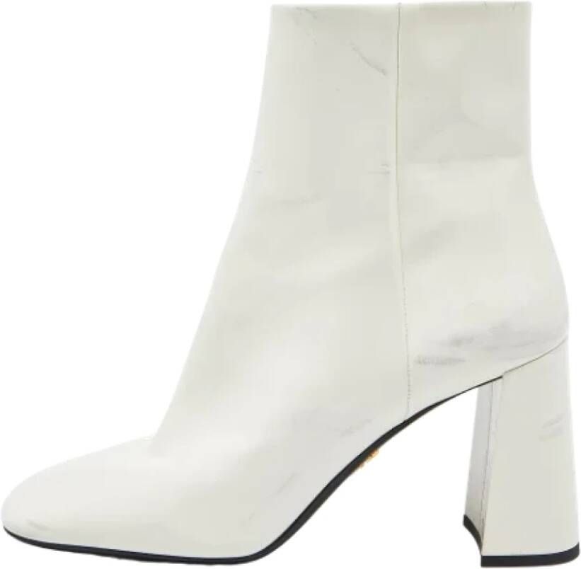 Prada Vintage Pre-owned Leather boots White Dames