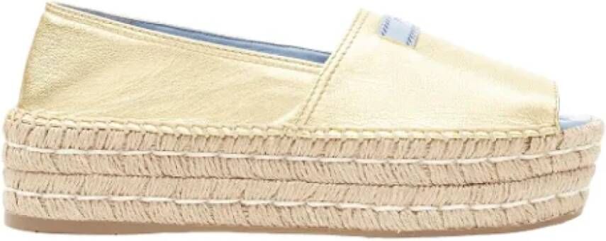 Prada Vintage Pre-owned Leather espadrilles Yellow Dames