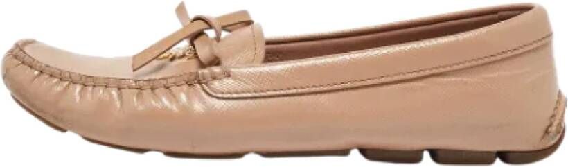 Prada Vintage Pre-owned Leather flats Beige Dames