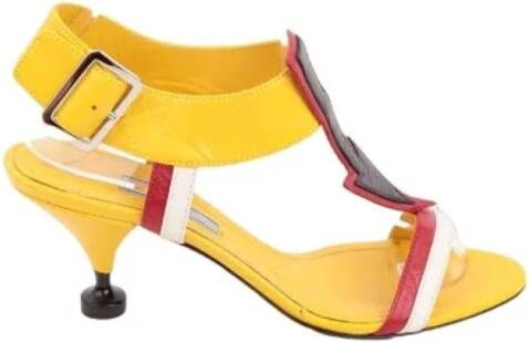 Prada Vintage Pre-owned Leather heels Yellow Dames