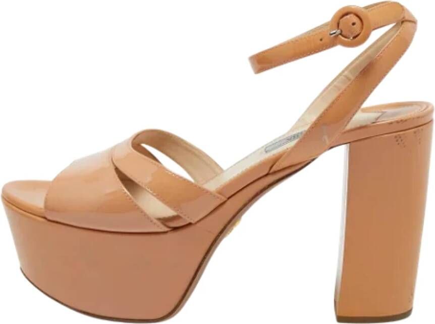 Prada Vintage Pre-owned Leather sandals Beige Dames