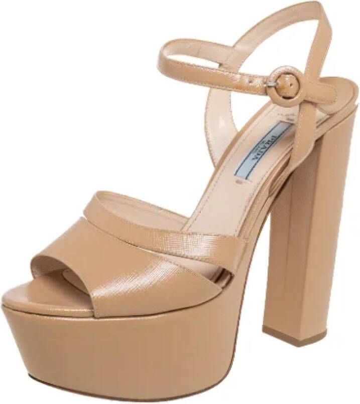 Prada Vintage Pre-owned Leather sandals Beige Dames