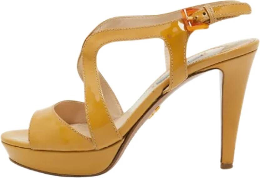 Prada Vintage Pre-owned Leather sandals Beige Dames