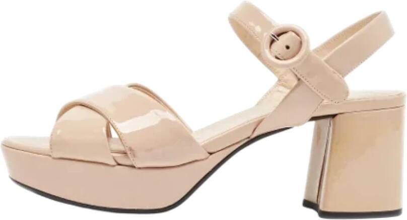 Prada Vintage Pre-owned Leather sandals Beige Dames