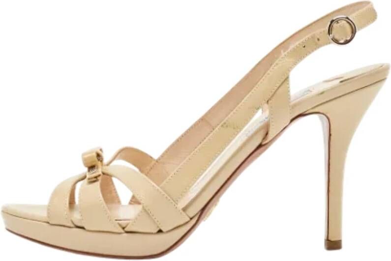 Prada Vintage Pre-owned Leather sandals Beige Dames