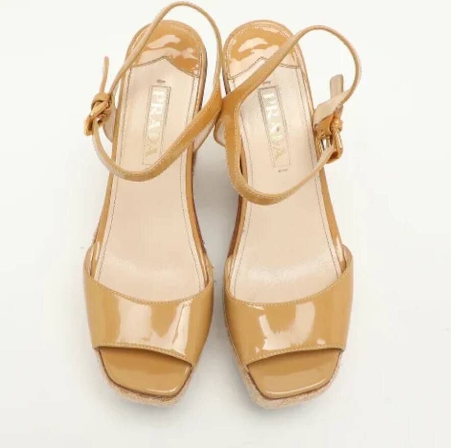 Prada Vintage Pre-owned Leather sandals Beige Dames