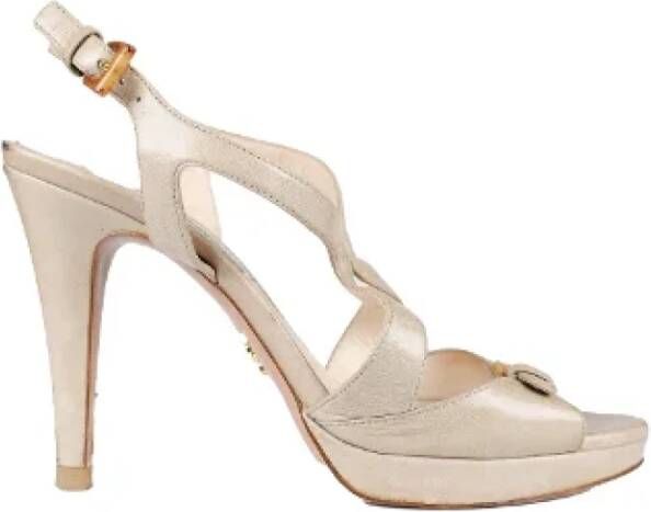 Prada Vintage Pre-owned Leather sandals Beige Dames