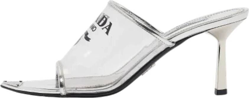 Prada Vintage Pre-owned Leather sandals White Dames