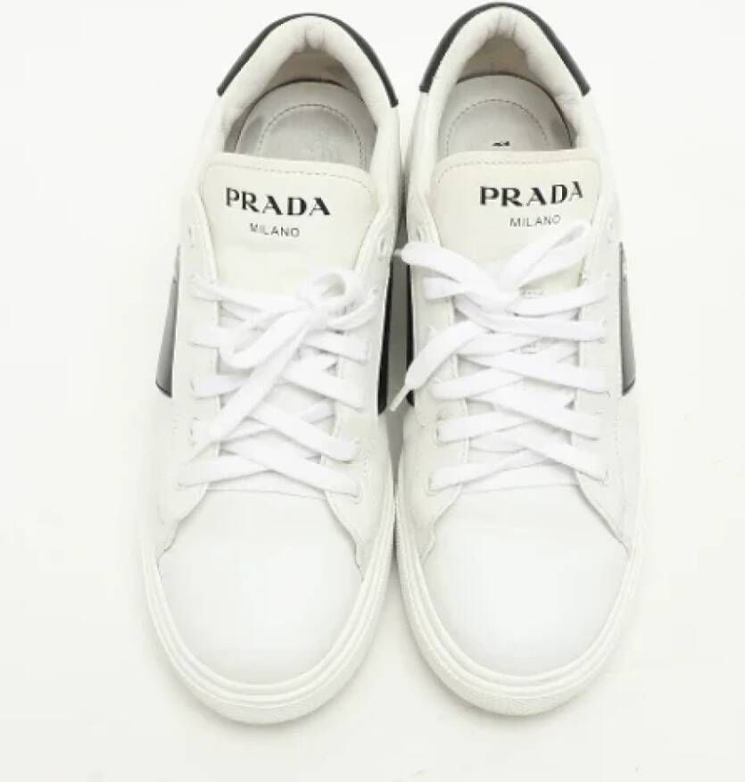 Prada Vintage Pre-owned Leather sneakers White Dames