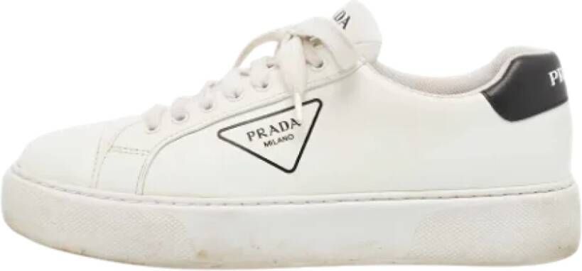 Prada Vintage Pre-owned Leather sneakers White Heren