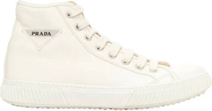 Prada Vintage Pre-owned Leather sneakers White Heren