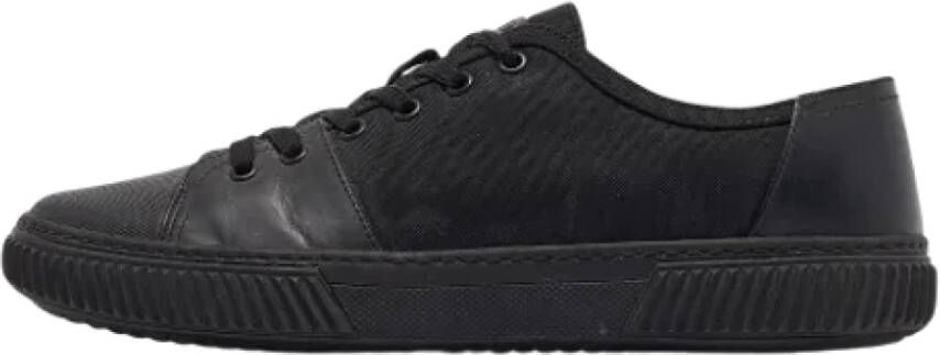 Prada Vintage Pre-owned Nylon sneakers Black Heren