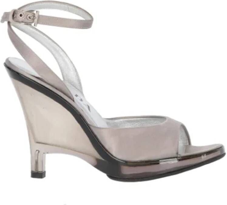 Prada Vintage Pre-owned Plastic sandals Gray Dames