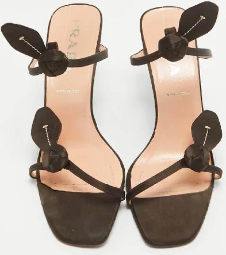 Prada Vintage Pre-owned Satin sandals Brown Dames