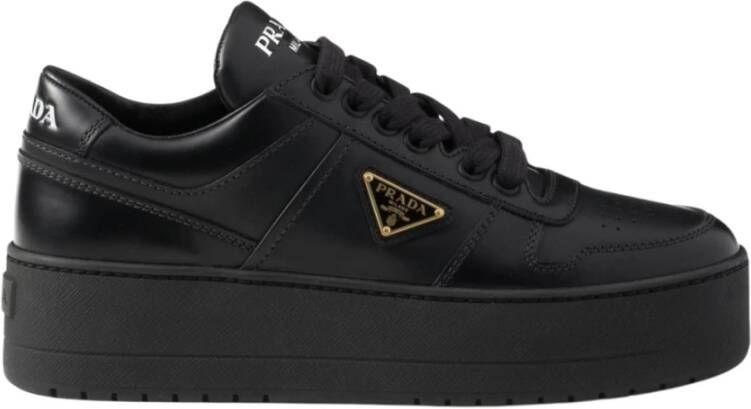 Prada Zwarte Leren Sneakers Glanzende Afwerking Black Dames