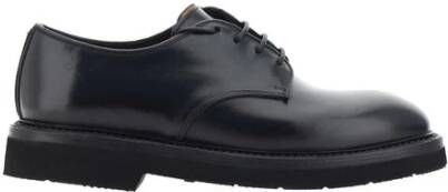 Premiata Leren veterschoenen met verlengde neus Black Heren