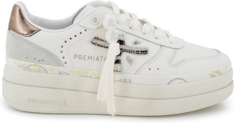 Premiata Witte platte schoenen met platformzool White Dames