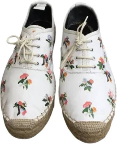 Saint Laurent Vintage Pre-owned Platte schoenen White Dames