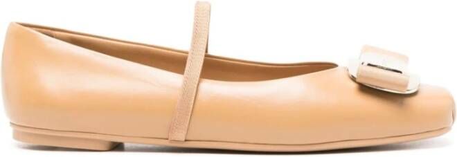 Salvatore Ferragamo Ballerina Flats Beige Leer Beige Dames