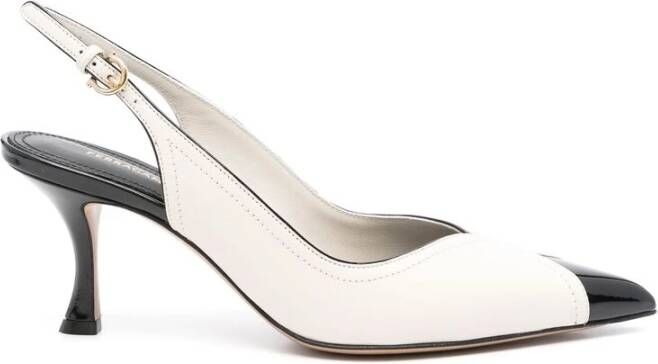 Salvatore Ferragamo Ecru Slingback Pumps met puntige neus White Dames