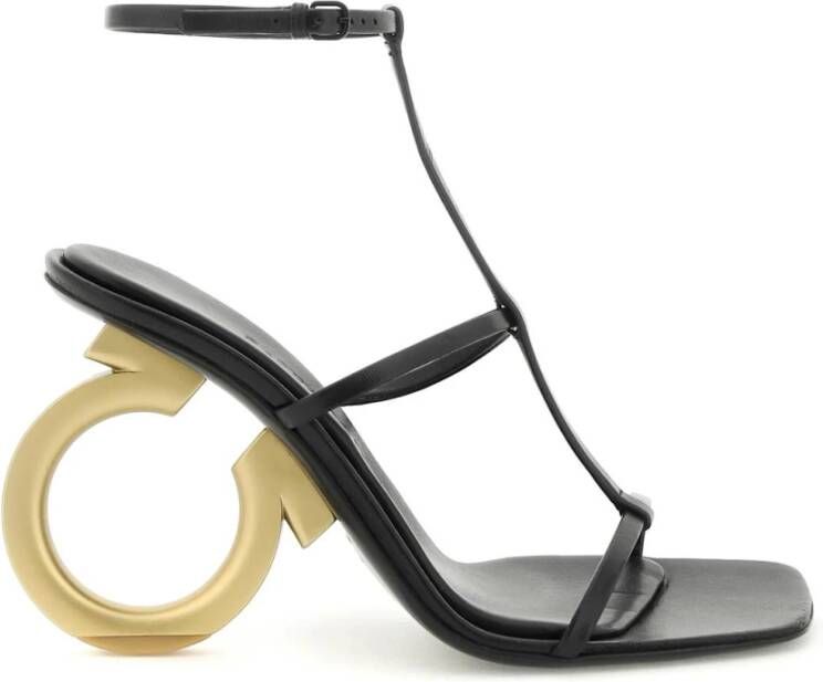 Salvatore Ferragamo Zwarte Sandalen met Runway Gancio T.10.5 Black Dames