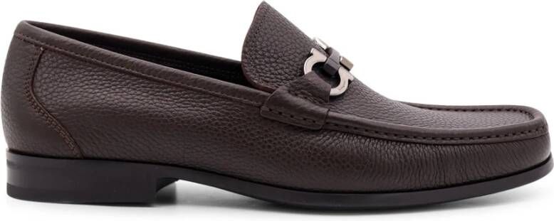 Salvatore Ferragamo Gancini Detail Leren Loafer Brown Heren