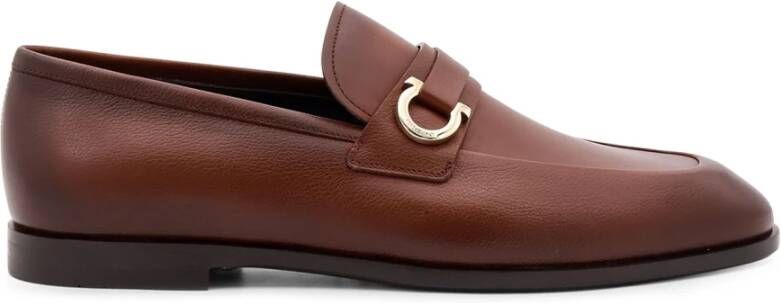 Salvatore Ferragamo Gancini Leren Loafer met Gouden Detail Brown Heren