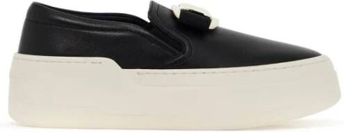 Salvatore Ferragamo Gouden Vara Gesp Slip-On Sneakers Black Dames