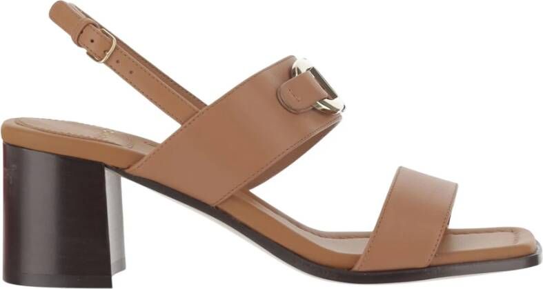 Salvatore Ferragamo Kalfsleren Hoge Hak Sandalen Beige Dames