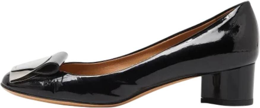 Salvatore Ferragamo Pre-owned Leather flats Black Dames