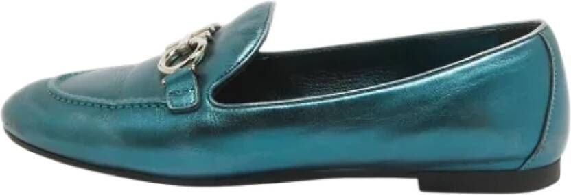 Salvatore Ferragamo Pre-owned Leather flats Green Dames