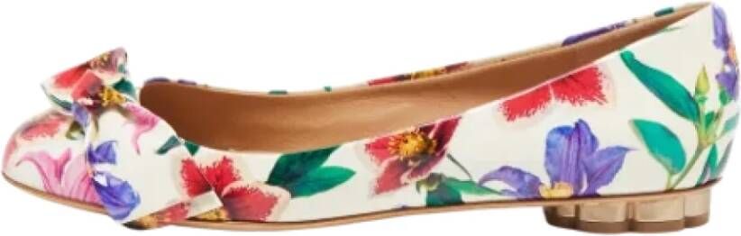 Salvatore Ferragamo Pre-owned Leather flats Multicolor Dames