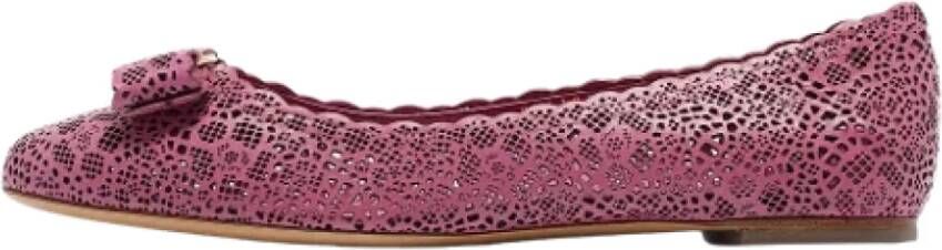 Salvatore Ferragamo Pre-owned Leather flats Pink Dames