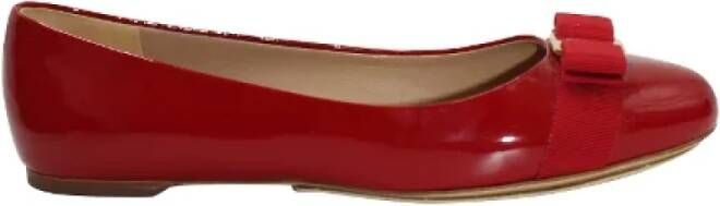 Salvatore Ferragamo Pre-owned Leather flats Red Dames