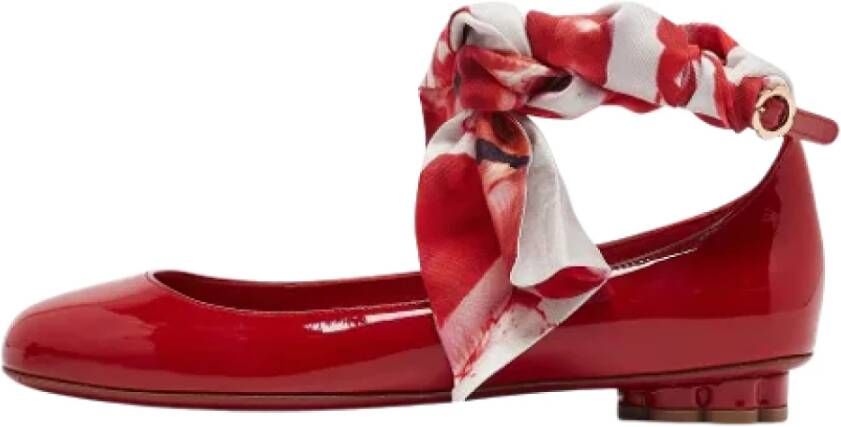 Salvatore Ferragamo Pre-owned Leather flats Red Dames