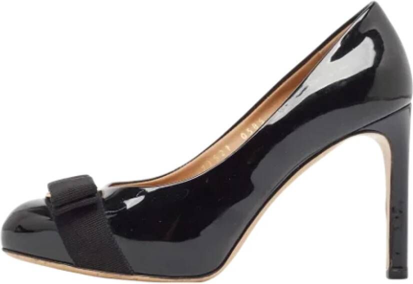 Salvatore Ferragamo Pre-owned Leather heels Black Dames