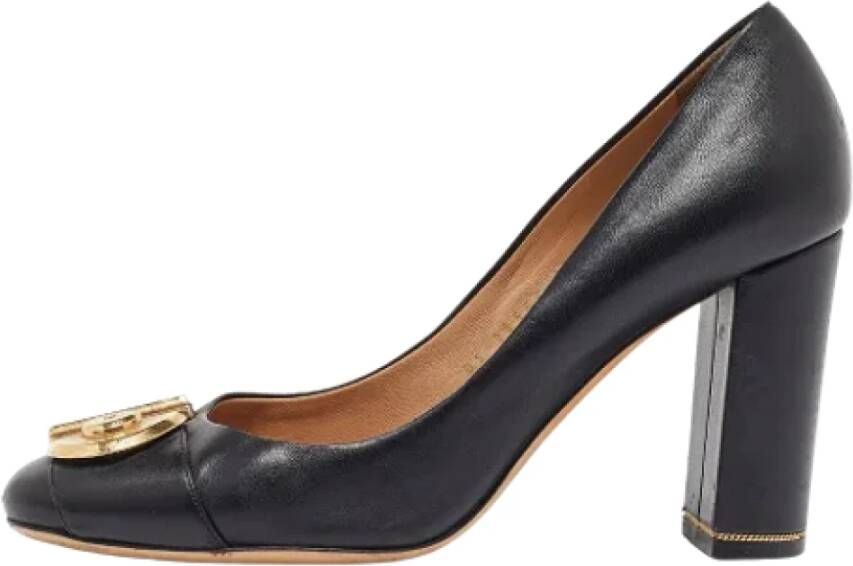 Salvatore Ferragamo Pre-owned Leather heels Black Dames