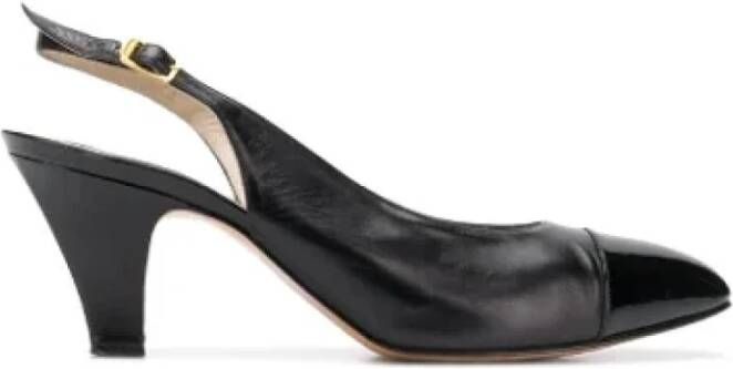 Salvatore Ferragamo Pre-owned Leather heels Black Dames